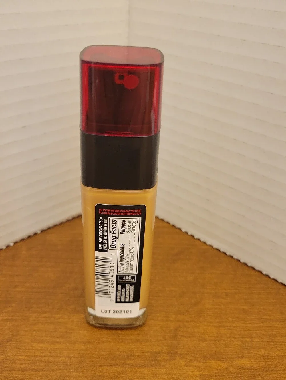 L'Oreal Infallible Liquid Foundation, Vitamin C, SPF25-486-NEW